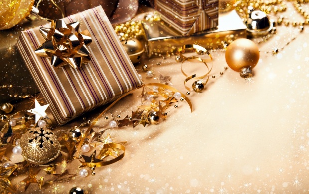 Christmas Gold Color Gifts