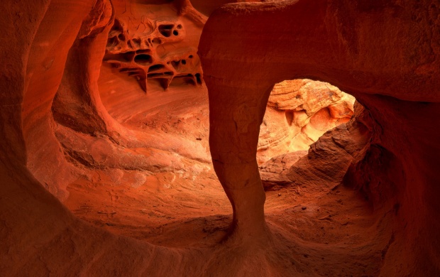 Desert Cave Valley