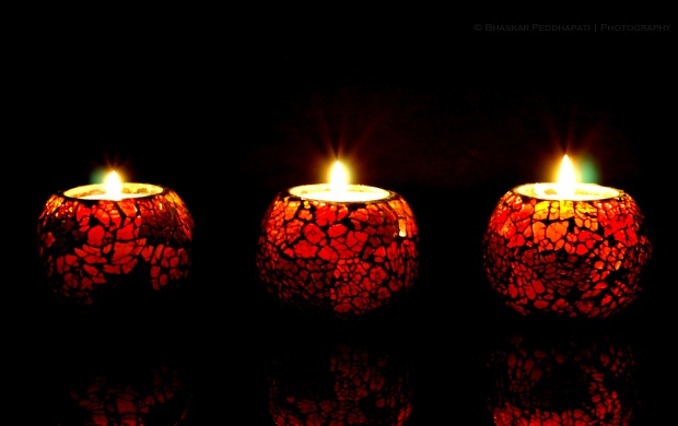 Diwali Red Diyas