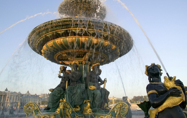 Golden Fountain in the Paris