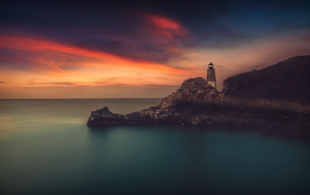 Lighthouse Rocks The Sky