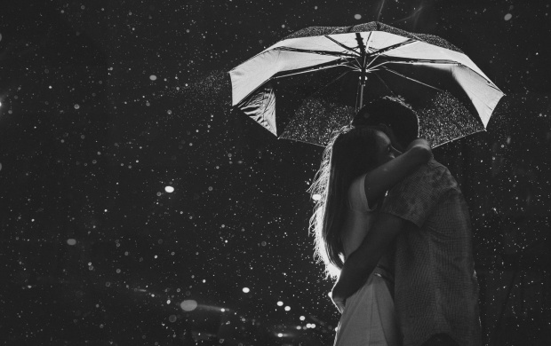 Love Couple In Rain