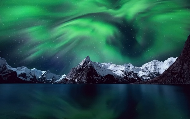 Northern Lights Mountains Snow
