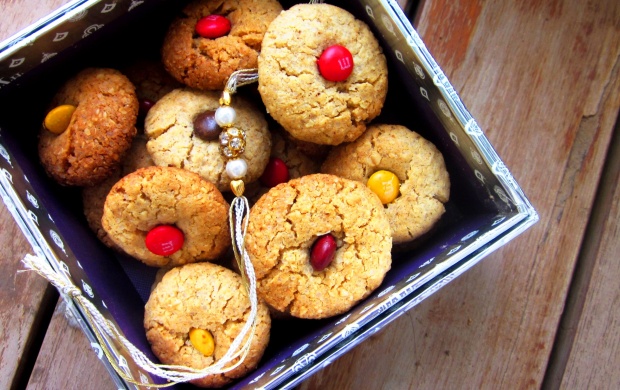Raksha Bandhan And Oat Cookies