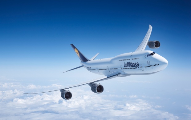 Revell Boeing 747-8i Lufthansa