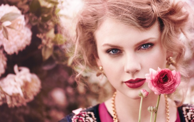 Taylor Swift Teen Vogue