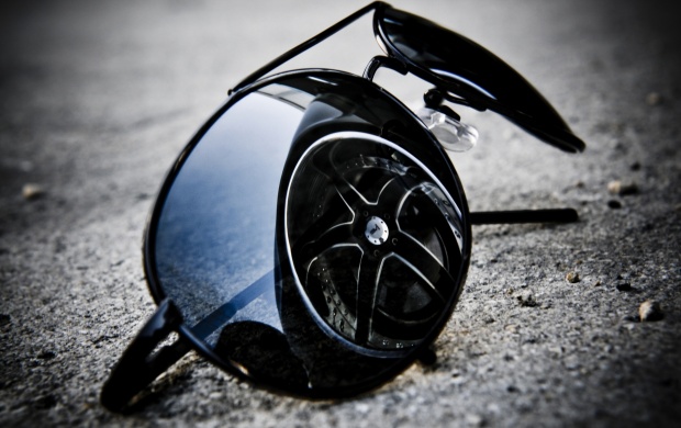 Wheel Reflection On Sunglasses