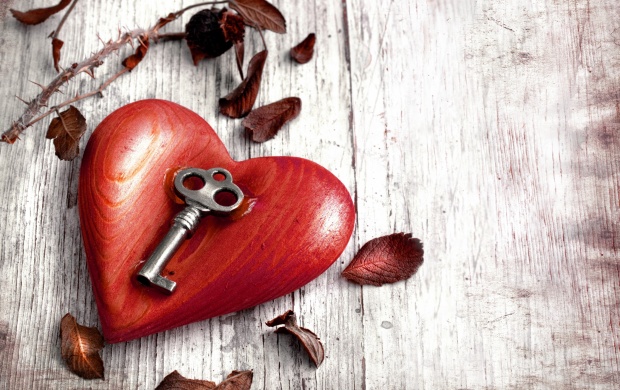 Wood Heart With Key