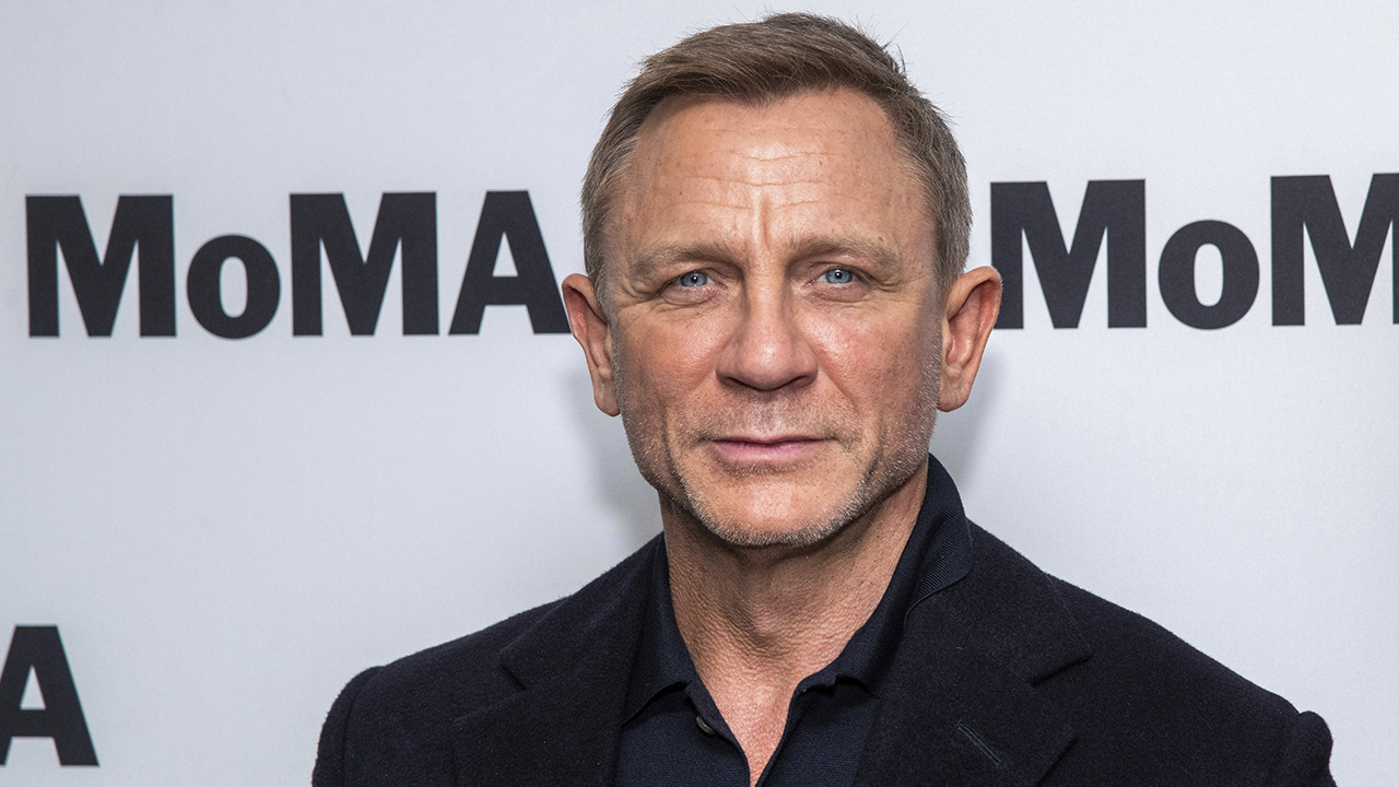 a New James Bond To Replace Daniel Craig Wont Be Found Until At Least 2022 Producer Says Fox Business