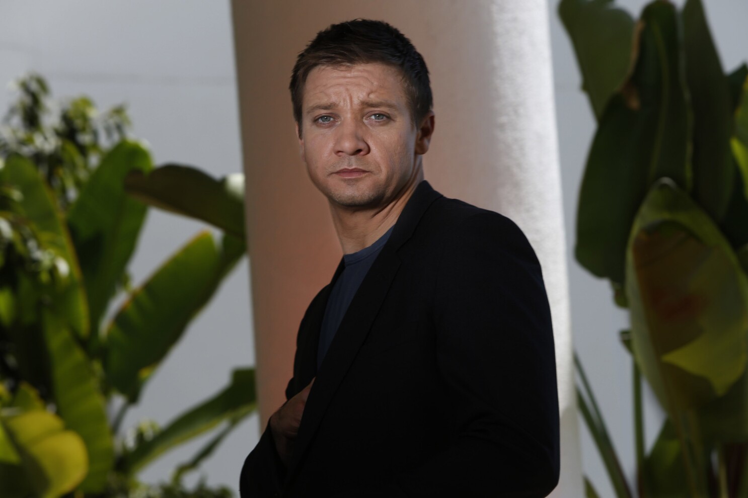 jeremy Renner Reflects On An Unexpected Hollywood Trajectory Los Angeles Times