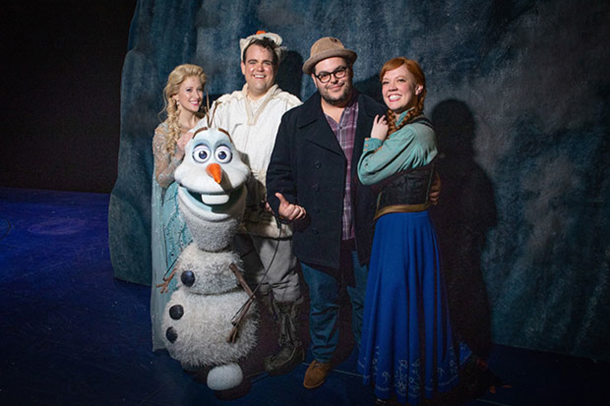 josh Gad Visits His Extended Frozen Family On Broadway Theatermania