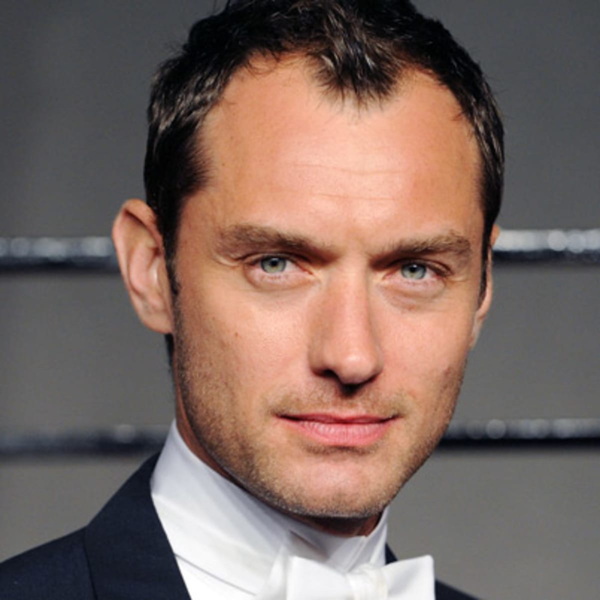jude Law  Biography