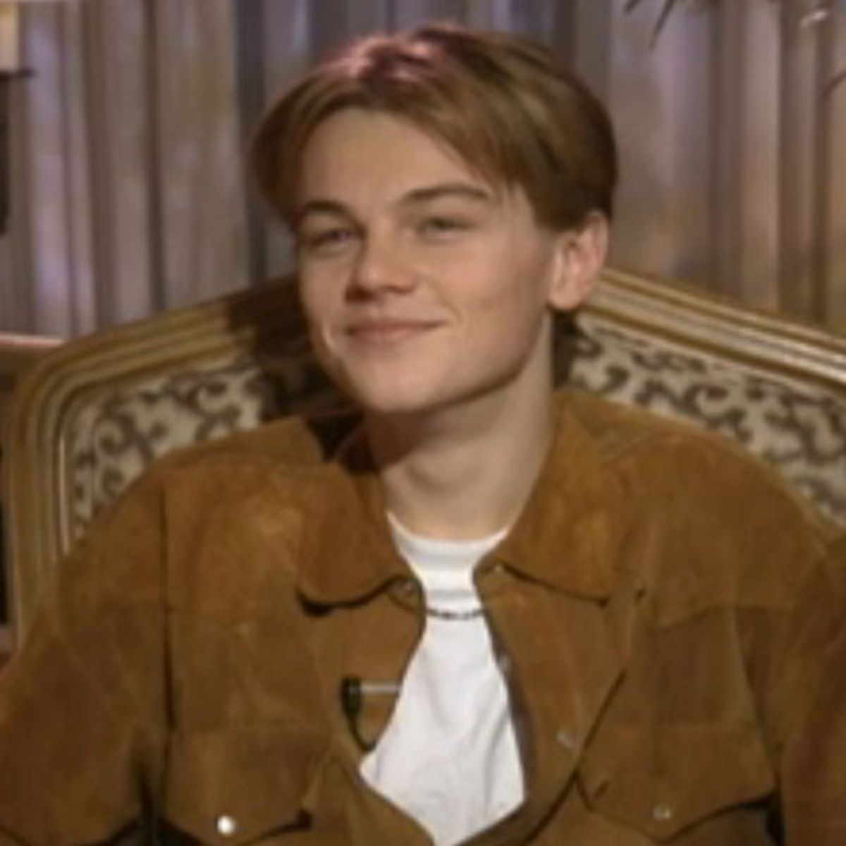 watch 19yearold Leonardo Dicaprio Talk Being A Teen Heartthrob E Online