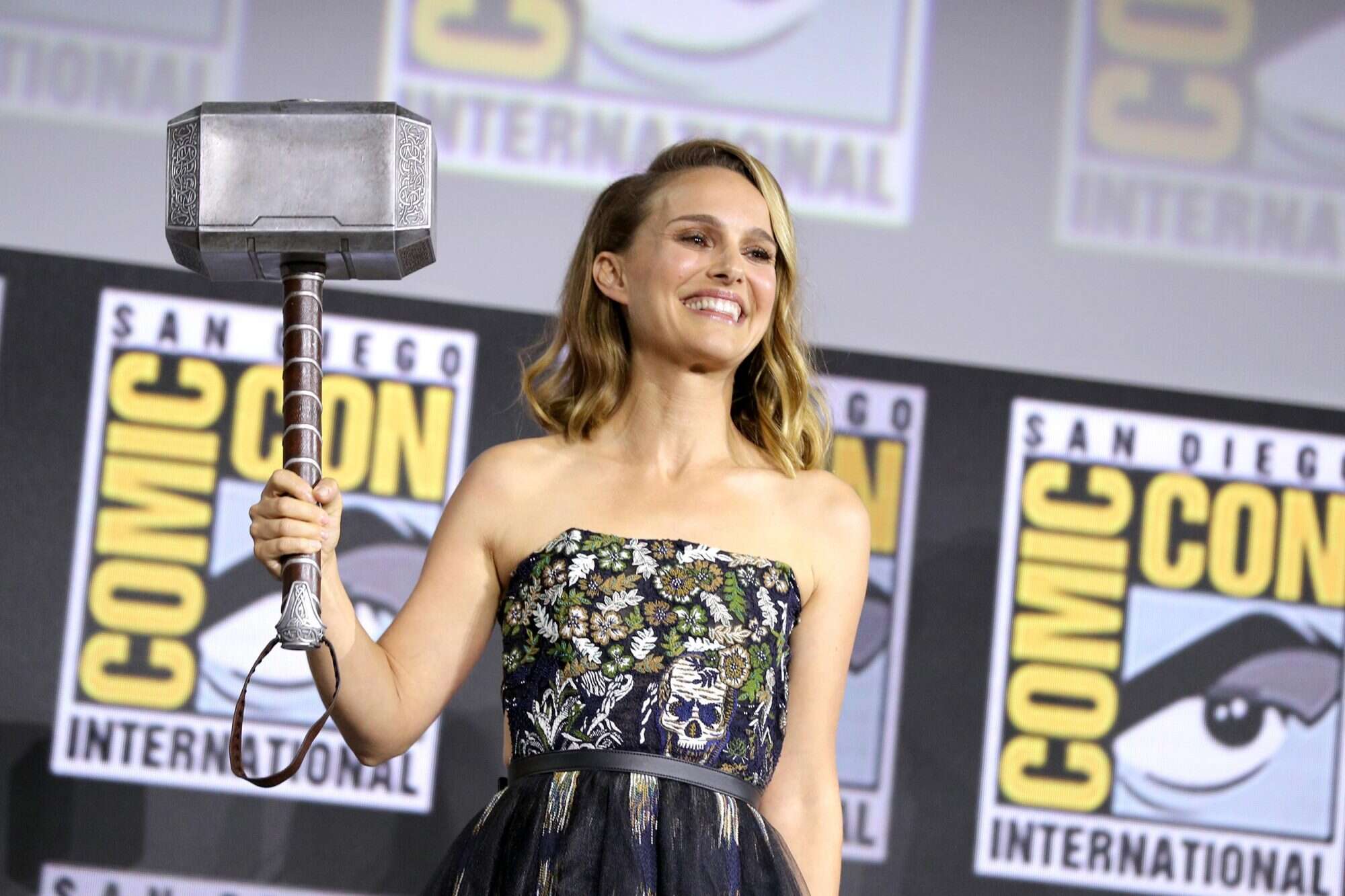 natalie Portman Very Excited To Become Mighty Thor Peoplecom