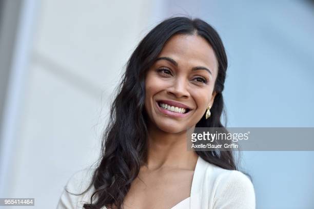 29387 Zoe Saldana Photos And Premium High Res Pictures Getty Images