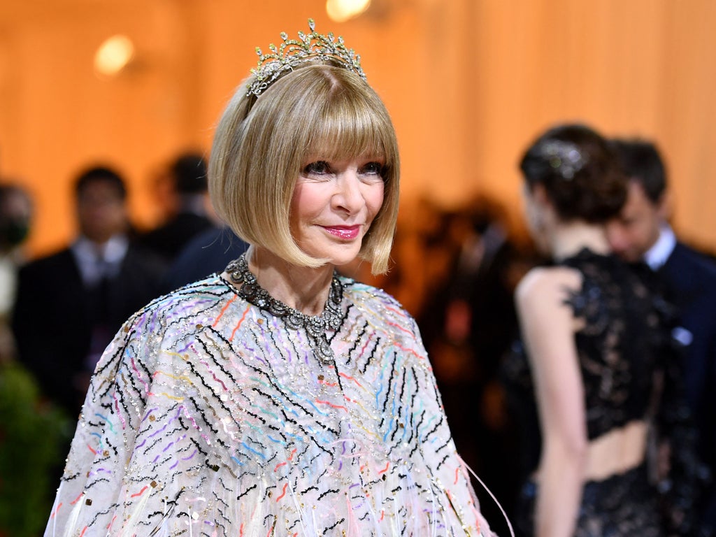 Anna wintour didnt remember former assistant who wrote the devil wears prada book claims