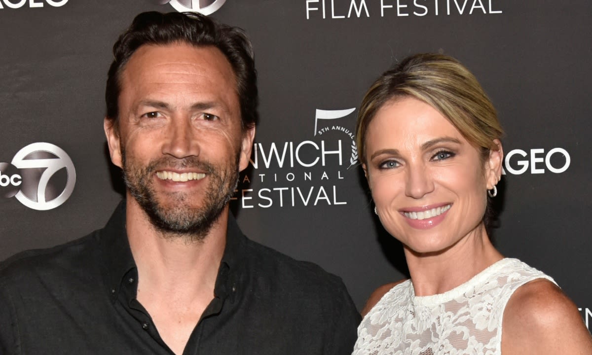 Amy robach leaves gma to mass response as she shares romantic picture with husband andrew shue hello