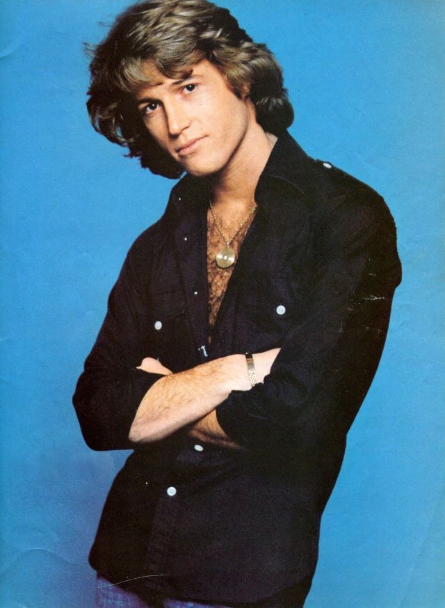 Amazing color photos of andy gibb in the s and s vintage everyday andy gibb andy barry gibb
