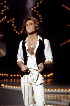 Andy gibb ideas andy gibb andy bee gees