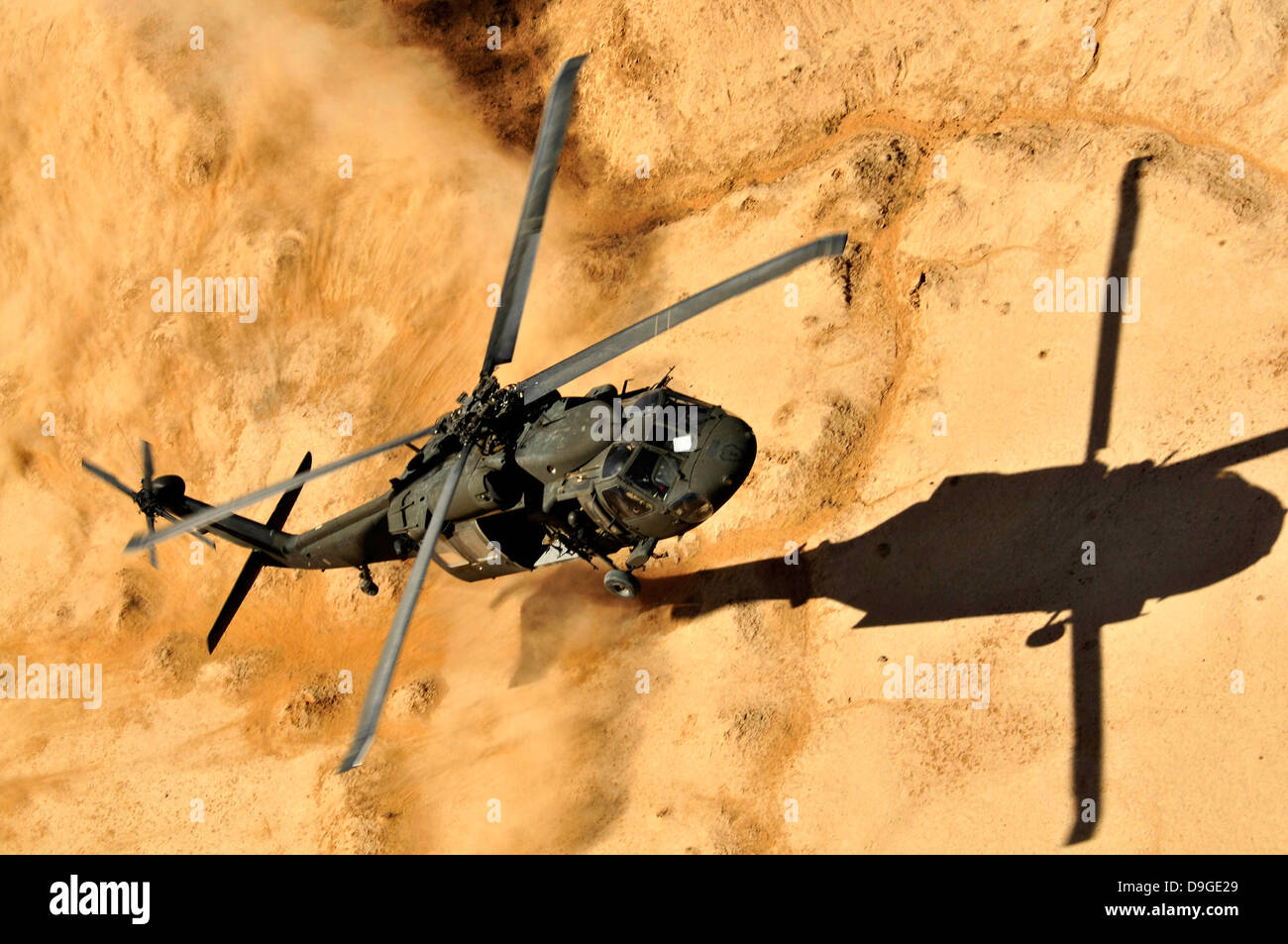 Black hawk helicopter desert hi