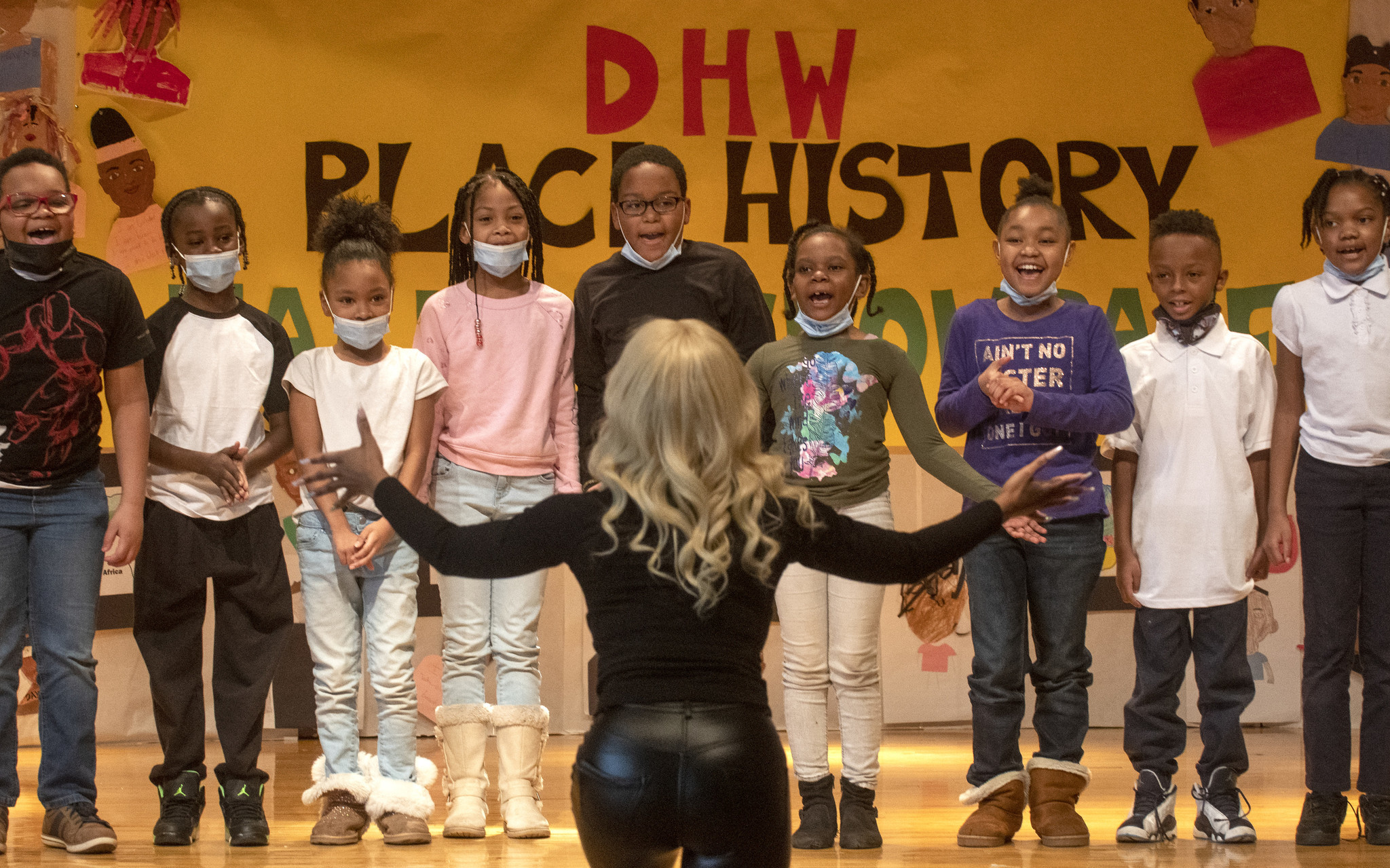 Gary students bring spirit and spunk to black history month show â chicago tribune