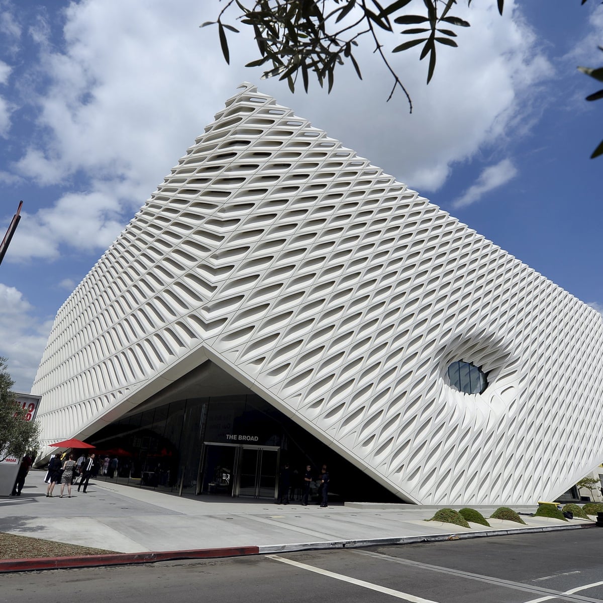 The broad review â supersized cheese grater hits la architecture the guardian