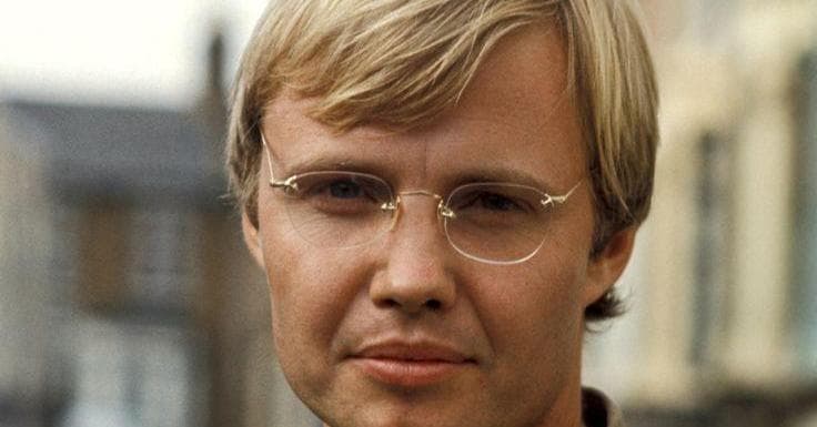 Photos of jon voight when he was young