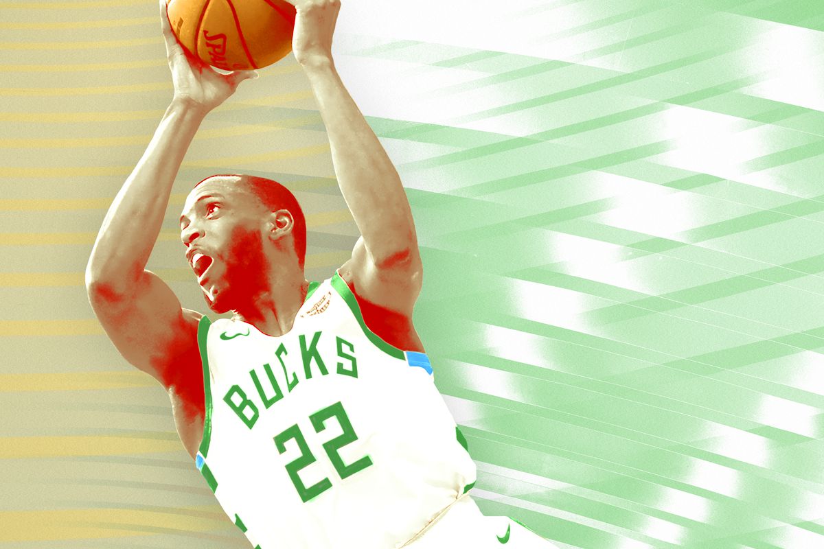 Milwaukee bucks have a perfect second option in khris middleton