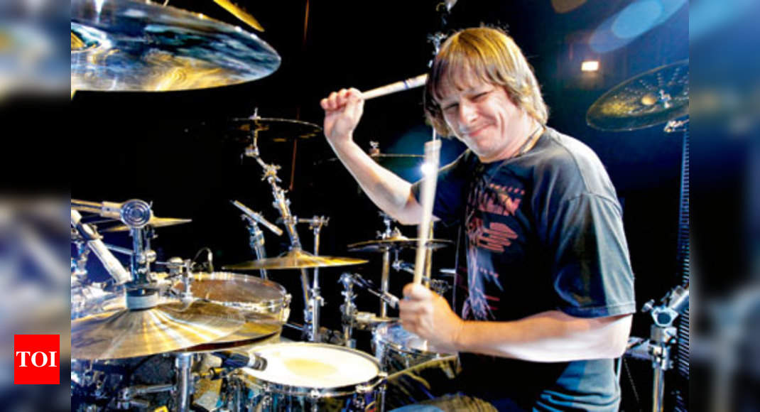 A usician has to be passionate ray luzier hindi ovie news
