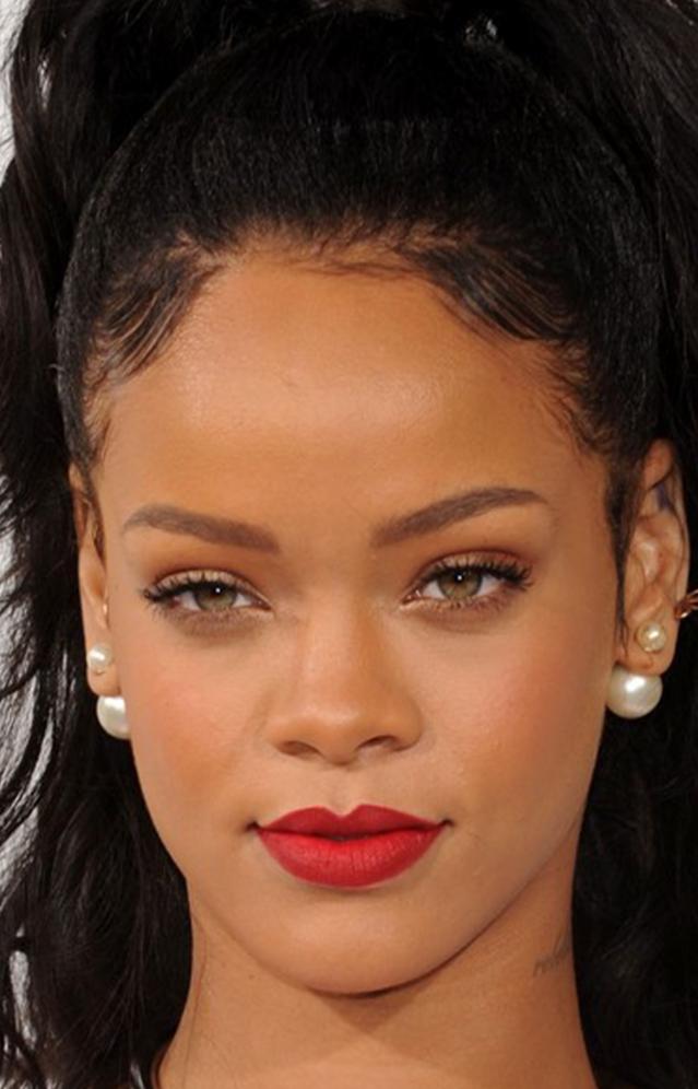 Rihanna wallpapers gallery hd apk for android download
