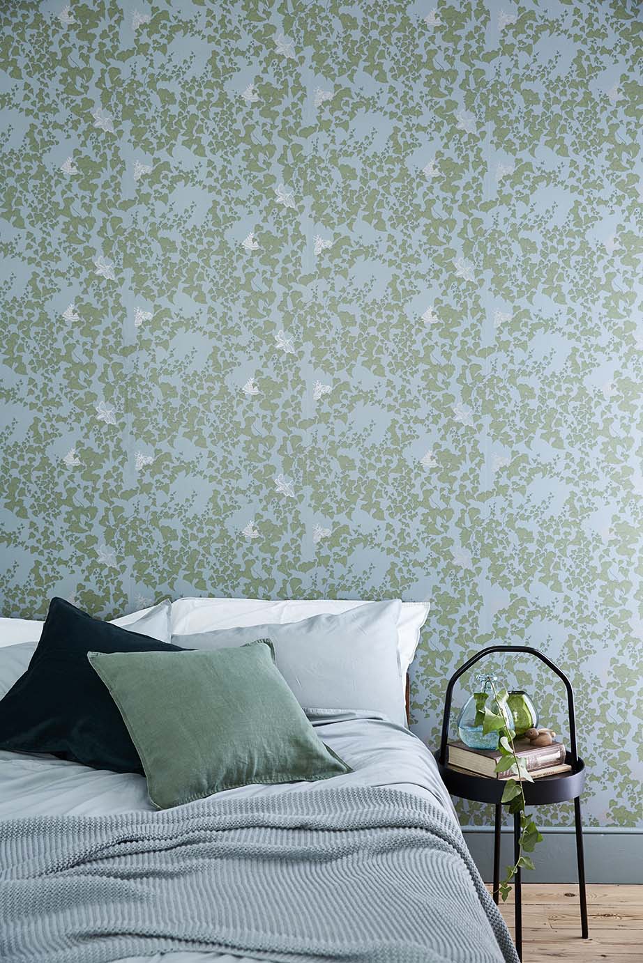 Secret garden ivy wallpaper green abigail edwards â abigail edwards hand drawn wallpapers fabrics and accessories