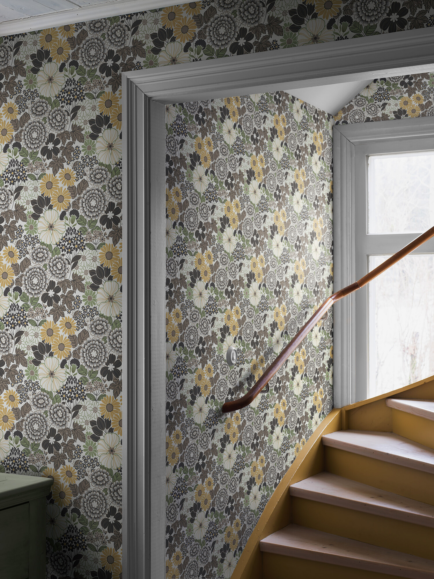 The wallpaper pattern anita from borãstapeter anita wallpaper floral brown and yellow retro flower power