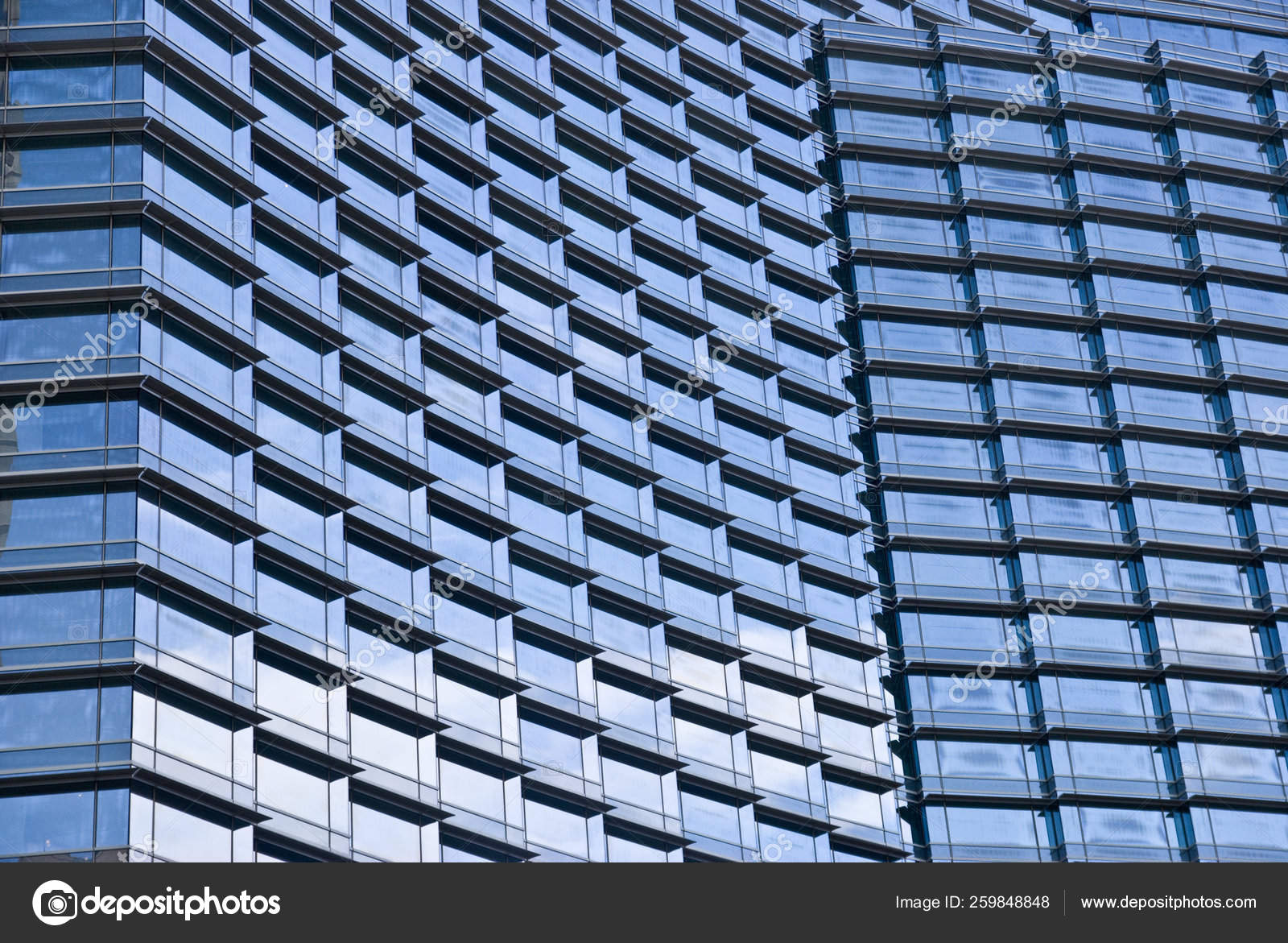 Gleaming facade aria hotel casinos modern architecture new citycenter development stock photo by yayimages