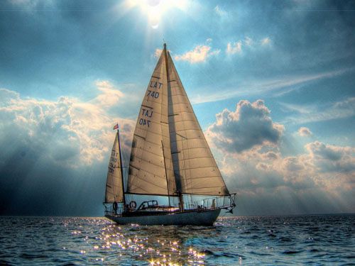 Collection of beautiful sailing wallpapers for your desktop