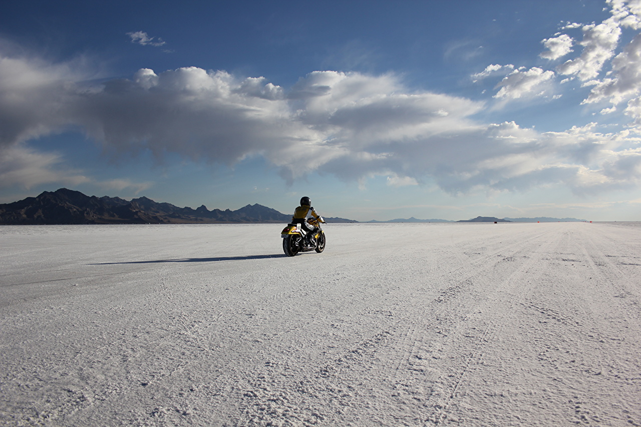 Wallpaper usa bonneville salt flats utah desert motorcycle sky