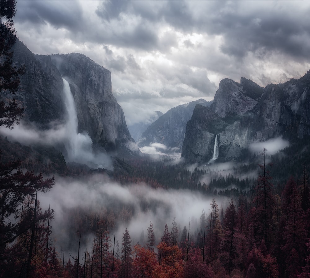 Mountains with fog photo â free grey image on
