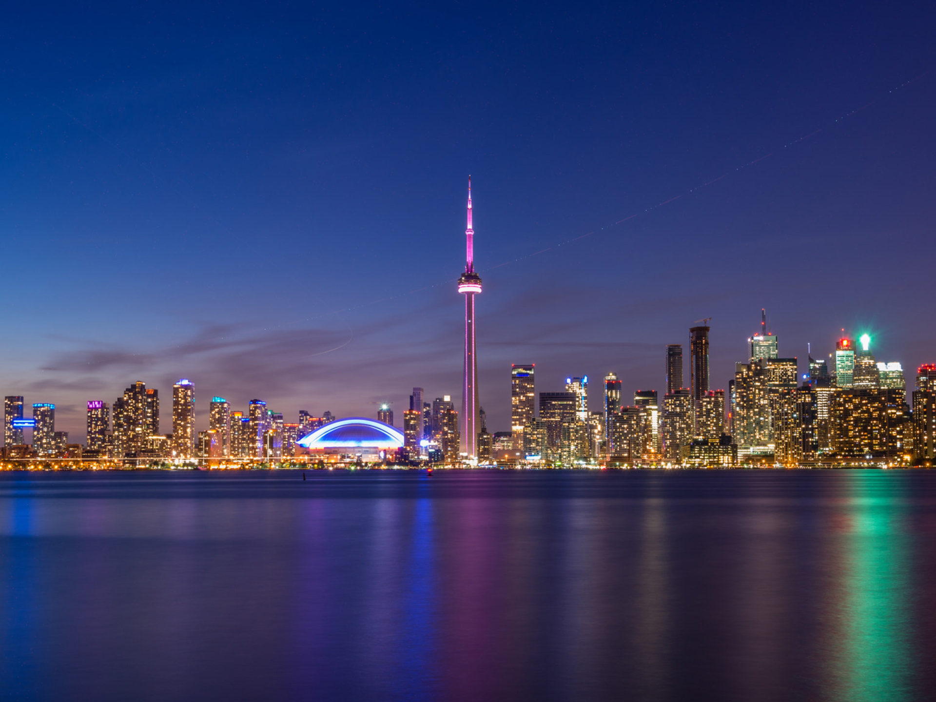 City and architecture center on toronto at night canada summer hd wallpapers for desktop mobile phones and laptop x