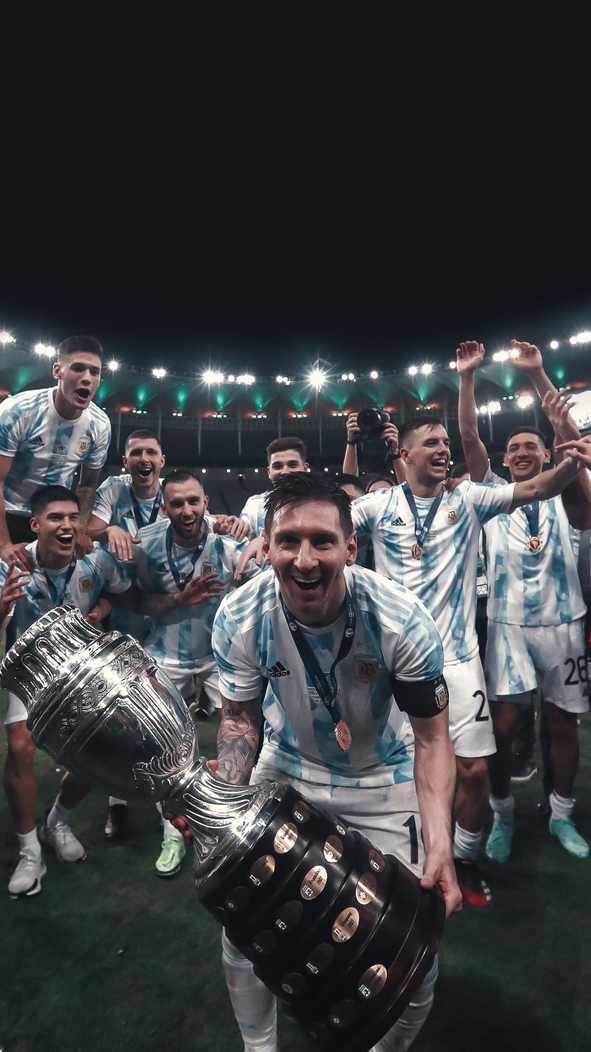 Barcacentre on wallpaper messi celebrates argentinas copa amãrica glory barcapictures httpstcomuihlo