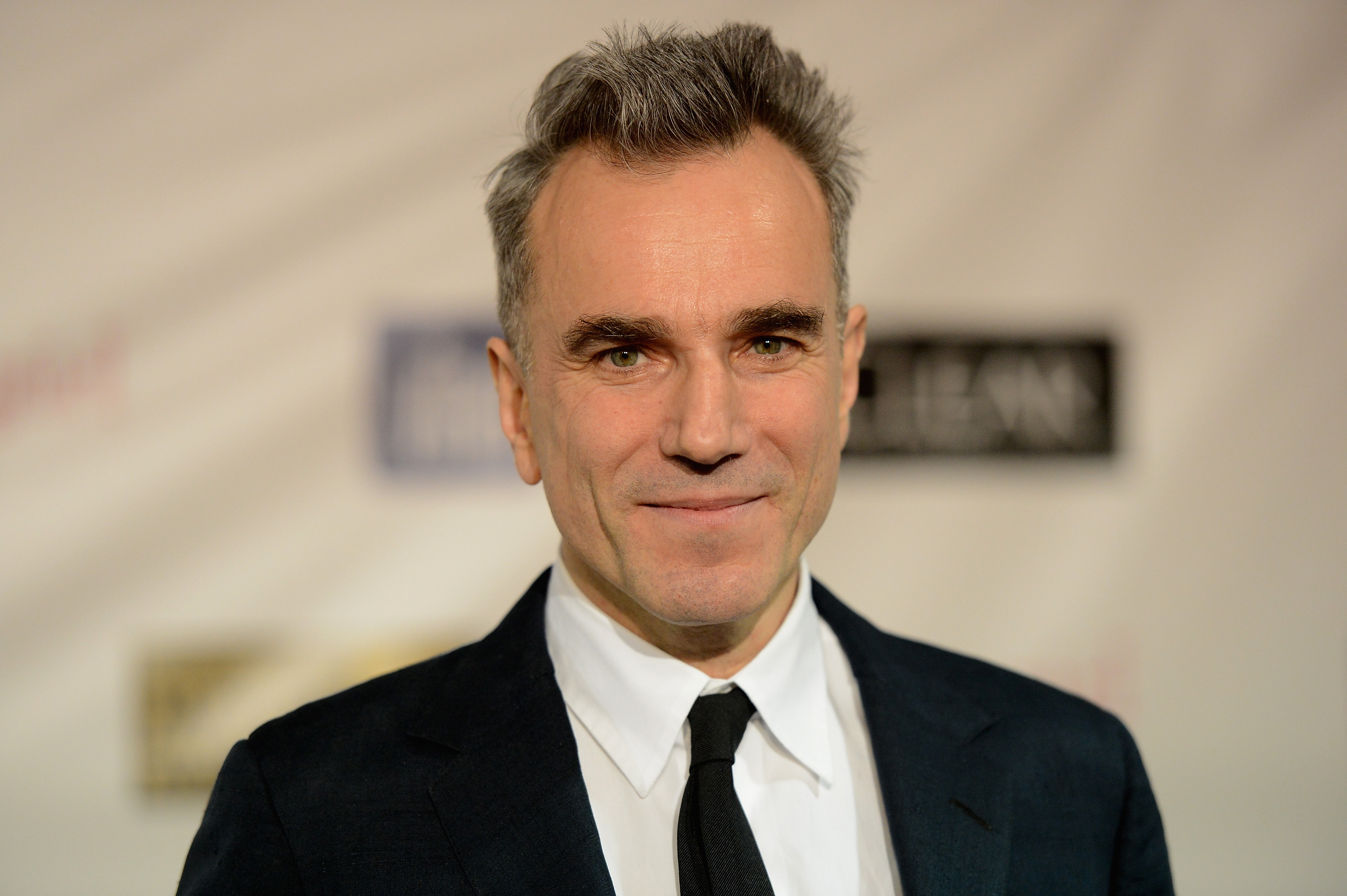 Daniel day lewis photos hd images photo gallery wallpapers