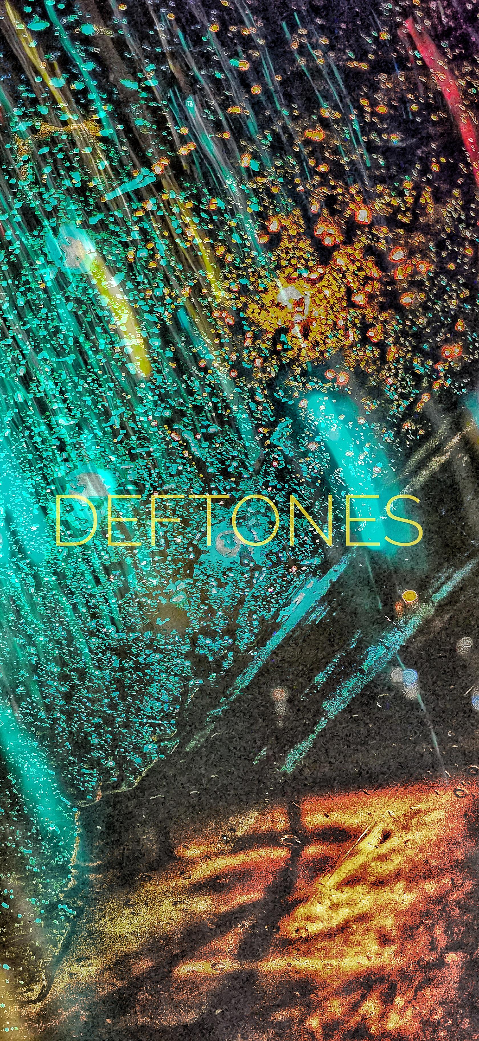 Just a little wallpaper i made what you guys think rdeftones