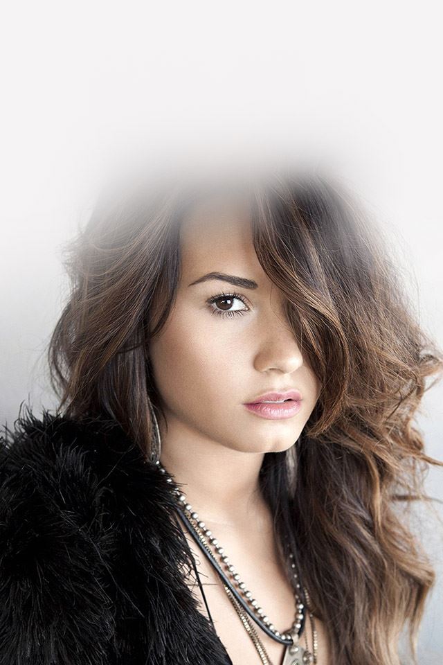 Demi lovato in black iphone s wallpapers free download