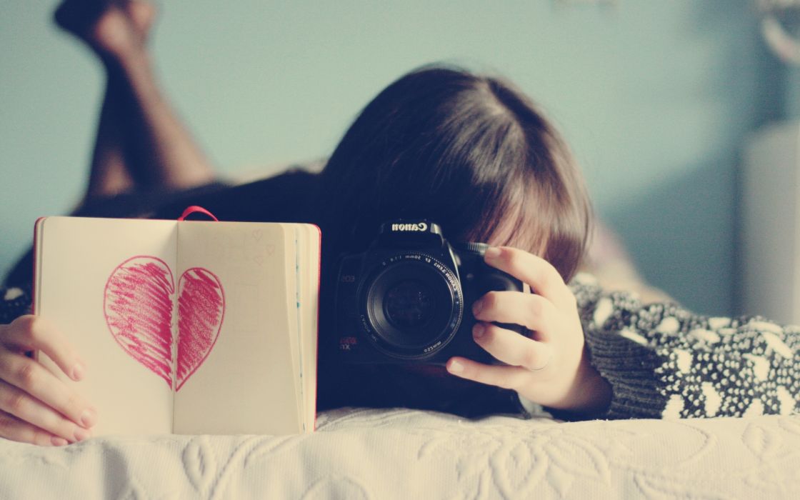 Girl with camera wallpaper x