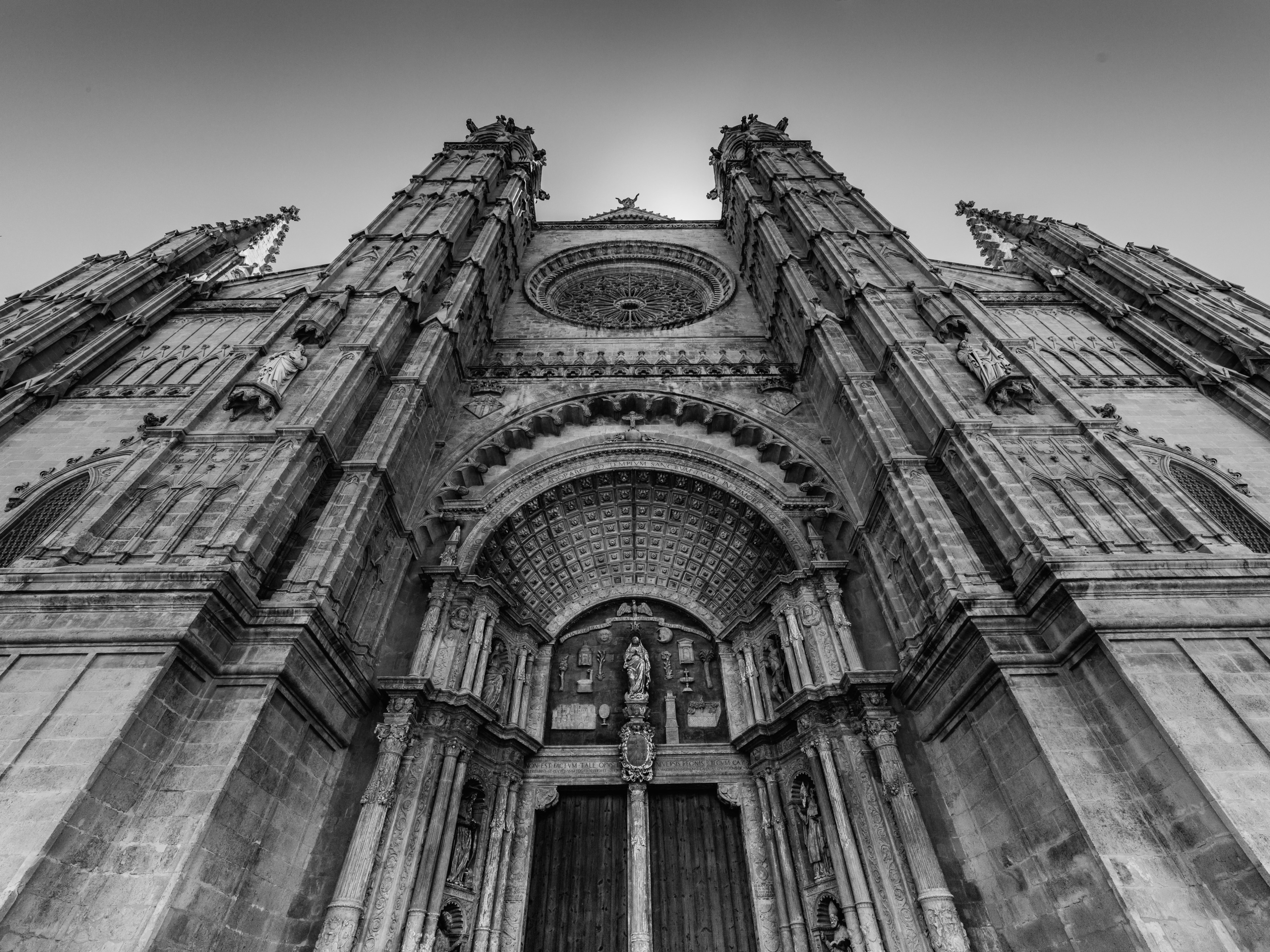 Wallpaper id cathedral gothic architecture and church hd k wallpaper free download