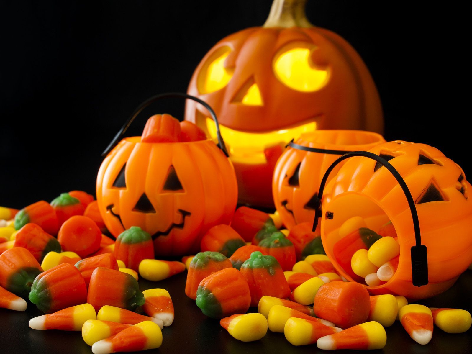 Happy halloween candy wallpapers