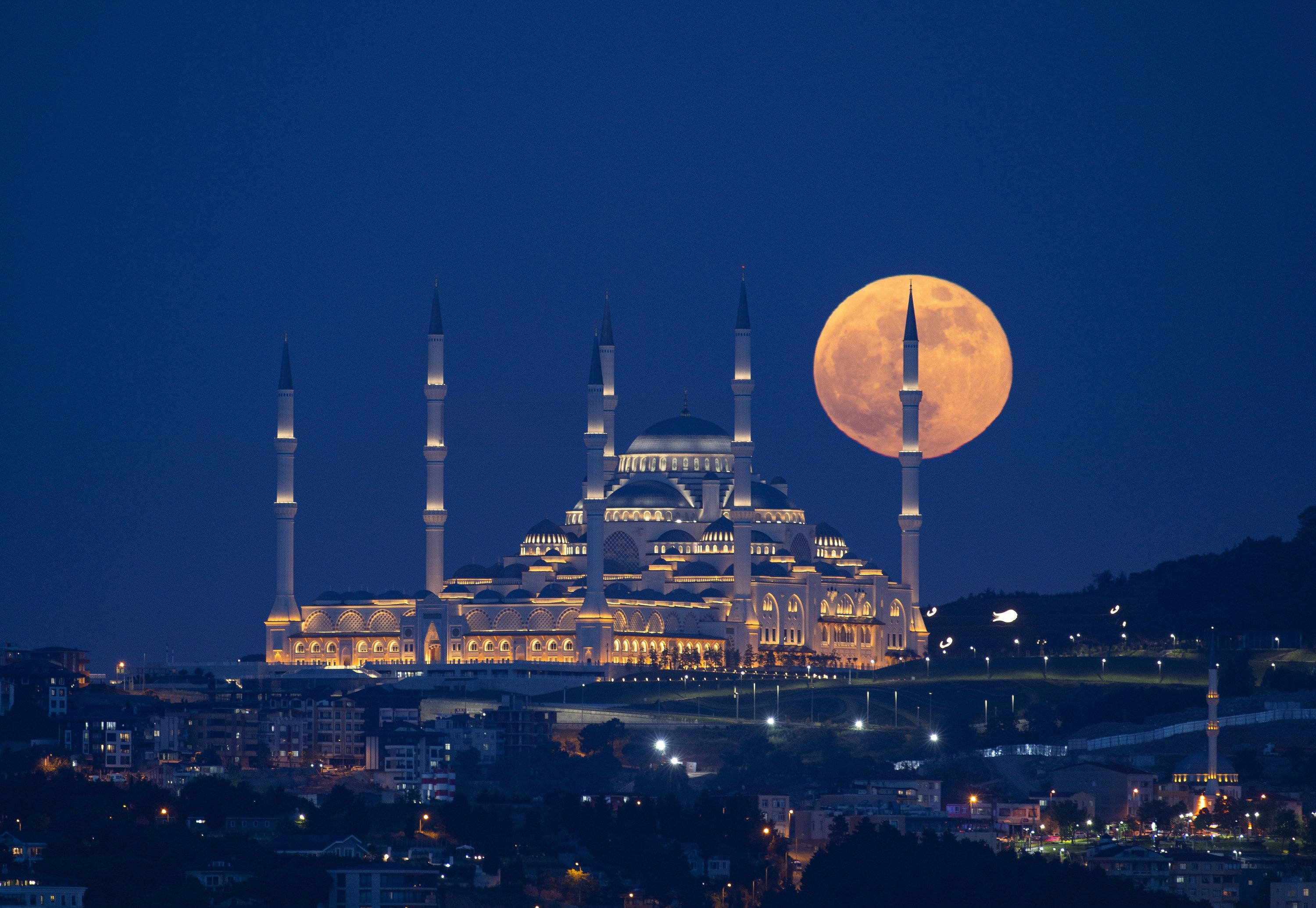 Istanbul k wallpapers for your desktop or mobile screen free and easy to download