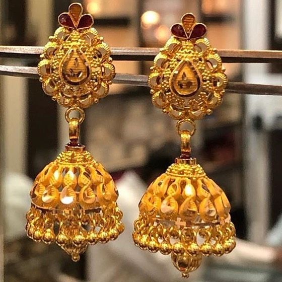 Stagram photo by srjewellers â jun at am gold bridal earrgs gold jewellery design necklaces gold fashion necklace