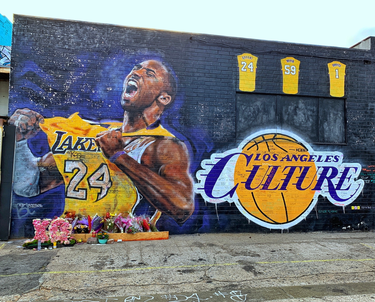 Kobe gianna bryant murals locations in los angeles and worldwide