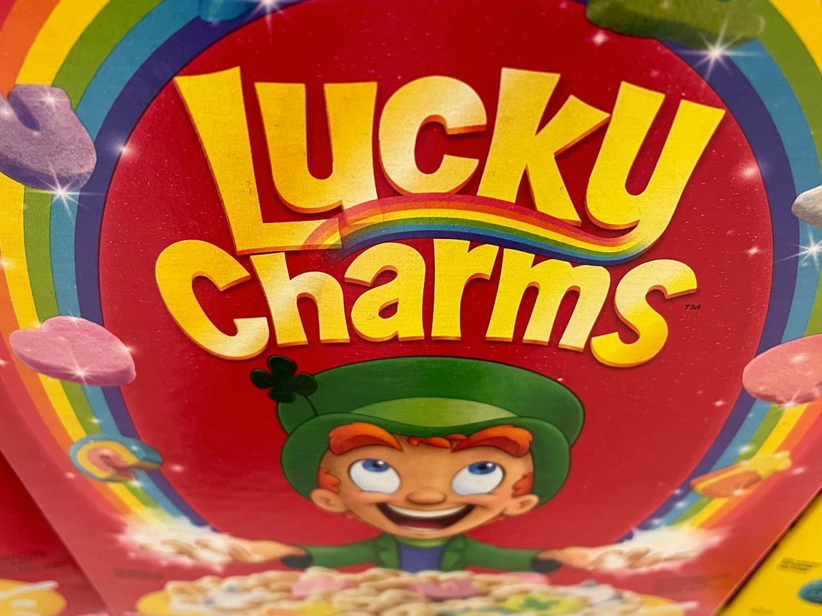 About that lucky charms are healthier than steak food pyramid