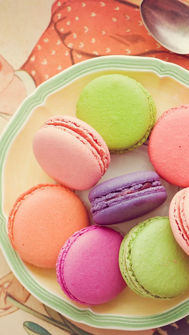 Sweets wallpapers for the iphone macaron wallpaper macaroon wallpaper food wallpaper