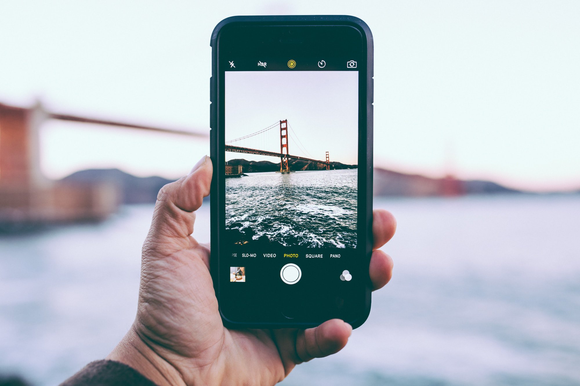 How to make a video your background live wallpaper on your devices